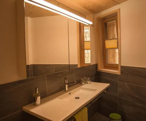 Hotel Berglandhof Ernen